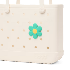 Bogg Bit - Green Daisy